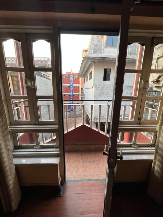 Hotel Mudkhu Durbar Катманду Екстериор снимка