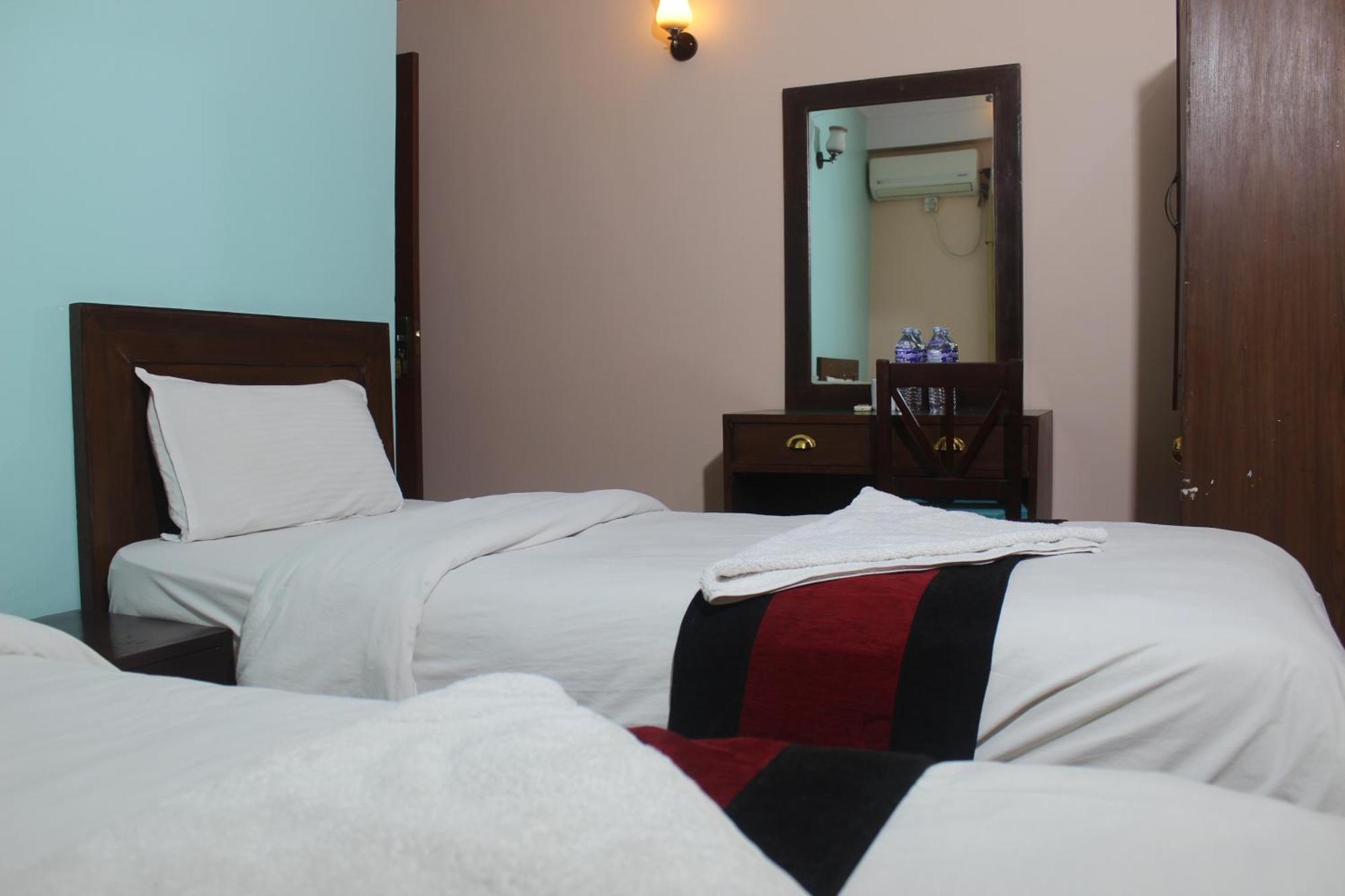 Hotel Mudkhu Durbar Катманду Екстериор снимка